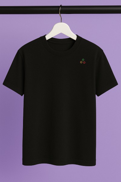indi3 black t-shirt